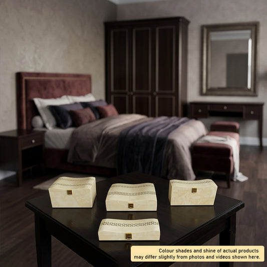 Set of 4 Pieces : (S4-2,P001,IvryMrb)