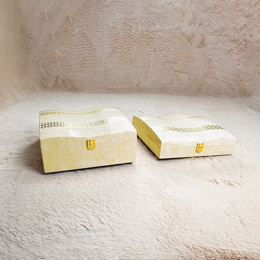Set of 2 Pieces : (S01,P001,IvryMrb)