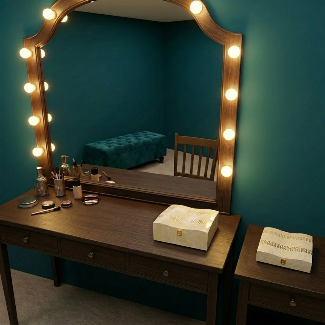 Set of 2 Pieces : (S01,P001,IvryMrb)
