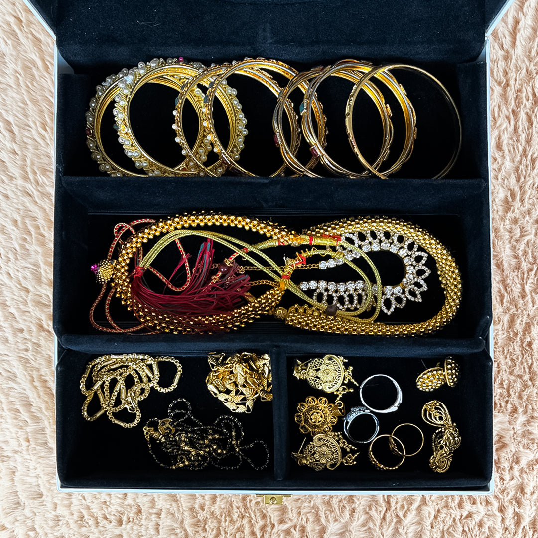 Luxury Personal Jewellery Case (White)