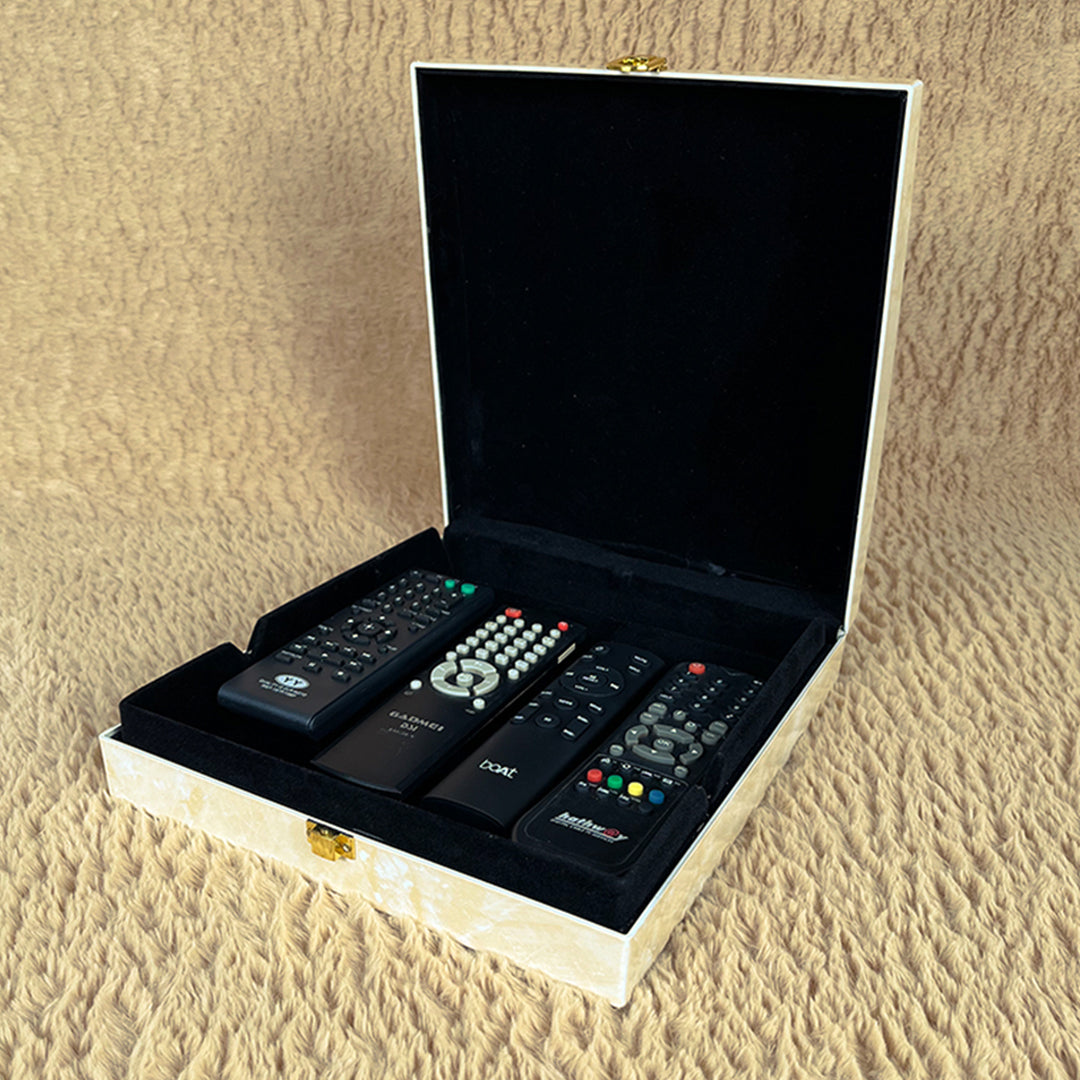 Luxury Remote Control Case (White)